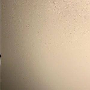 Meet your Posher, Amelio